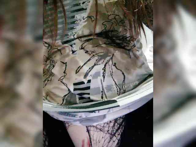 Kroska142 Live Webcam on BongaCams