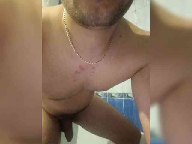 Kisspoosh Live Webcam on BongaCams