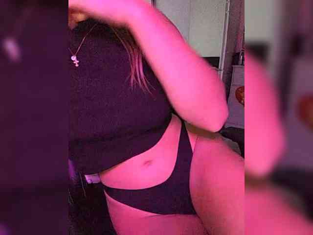 _m_a_r_i_a_888_ webcam