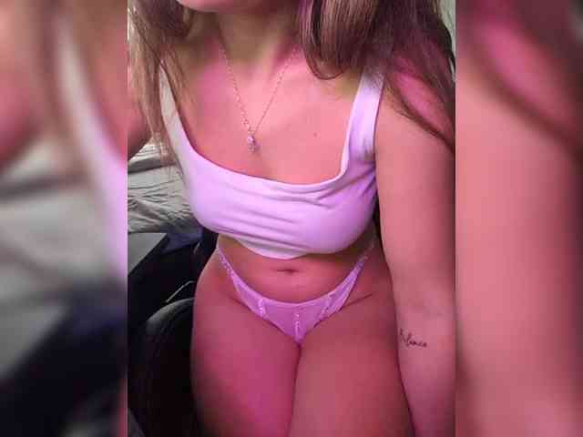 _m_a_r_i_a_888_ webcam