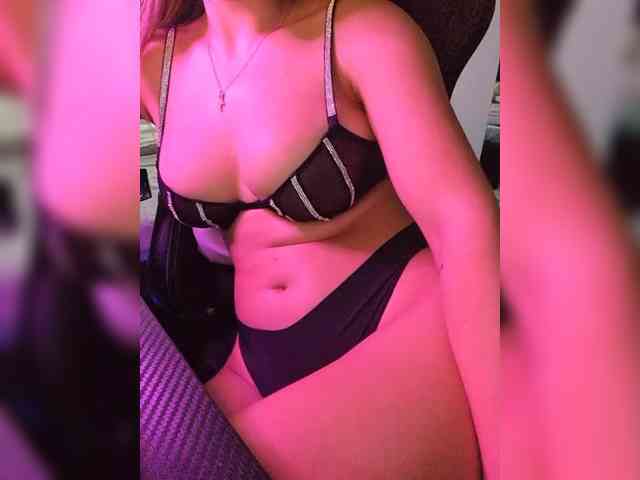 _m_a_r_i_a_888_ webcam