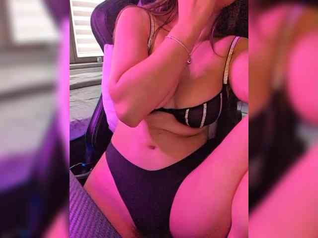 _m_a_r_i_a_888_ webcam