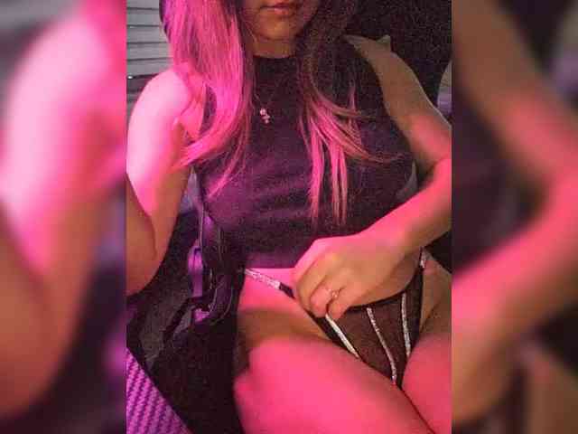_m_a_r_i_a_888_ webcam