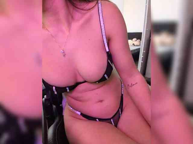 _m_a_r_i_a_888_ webcam