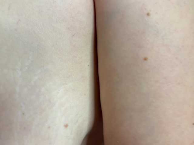 little-nymphomaniac's BongaCams show and profile