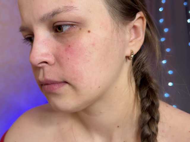 little-nymphomaniac's BongaCams show and profile