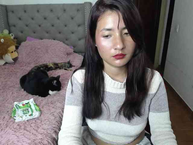 catalinahounn webcam