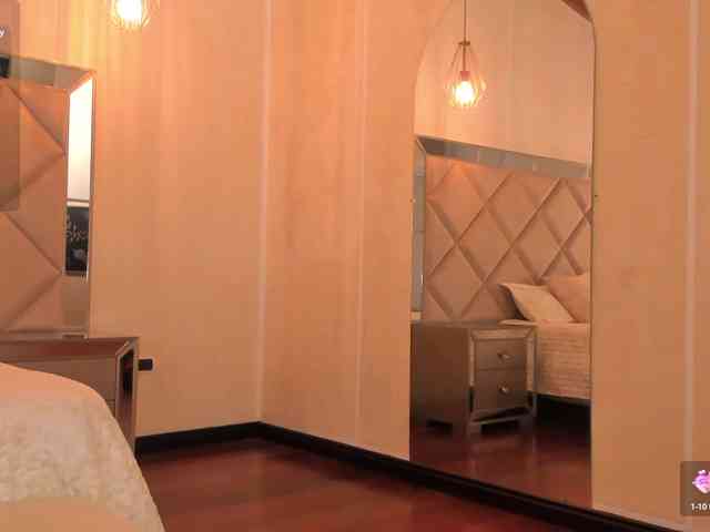 SussanElliot webcam