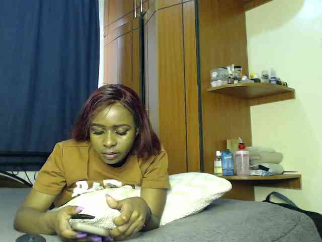 sexy-goddess- webcam