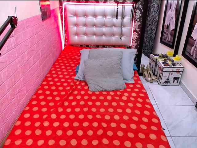 NathyNatasha webcam
