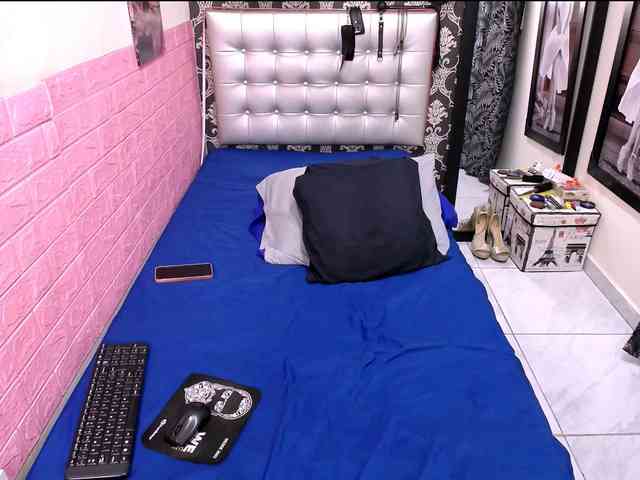 NathyNatasha webcam