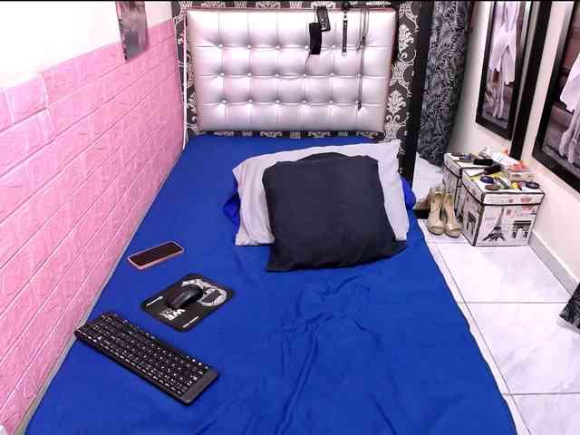 NathyNatasha webcam