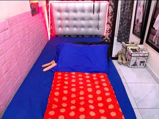 NathyNatasha webcam