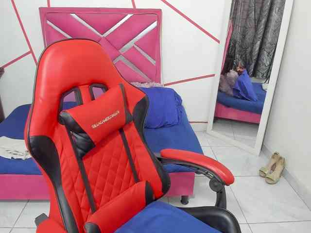NathyNatasha webcam
