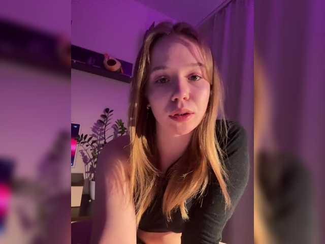 mariaaa-1's BongaCams show and profile