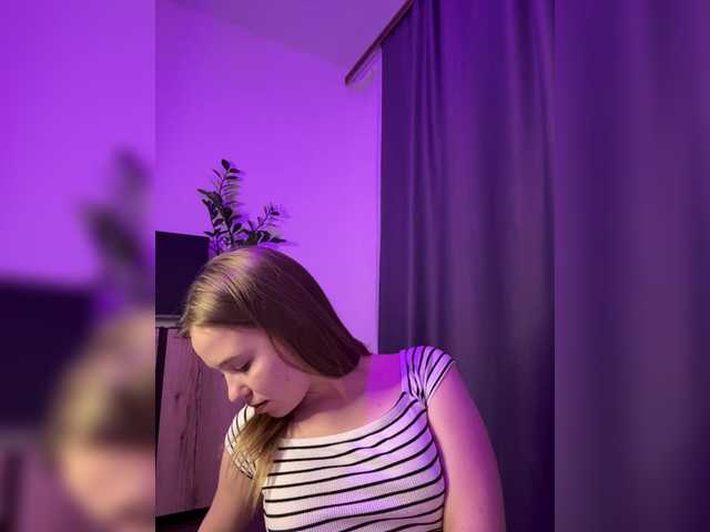 mariaaa-1's BongaCams show and profile