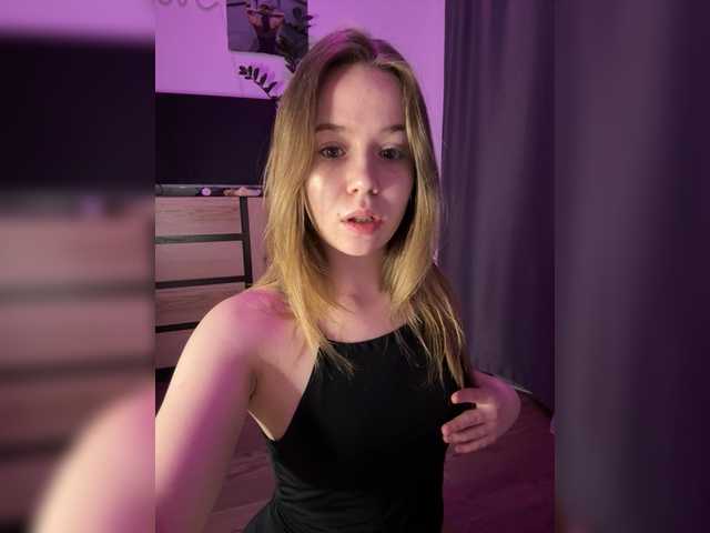 mariaaa-1's BongaCams show and profile