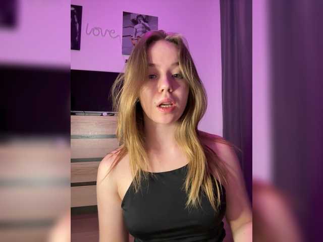 mariaaa-1's BongaCams show and profile