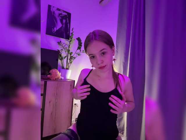 mariaaa-1's BongaCams show and profile