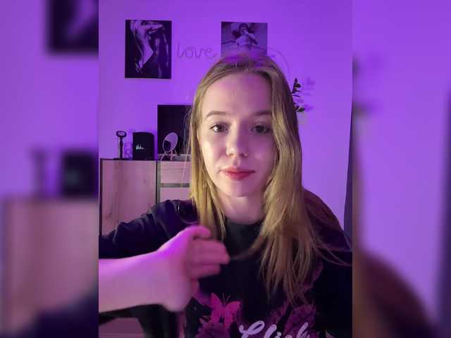 mariaaa-1's BongaCams show and profile