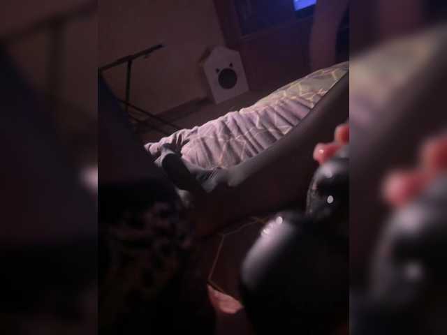 satisfied-interest's BongaCams show and profile