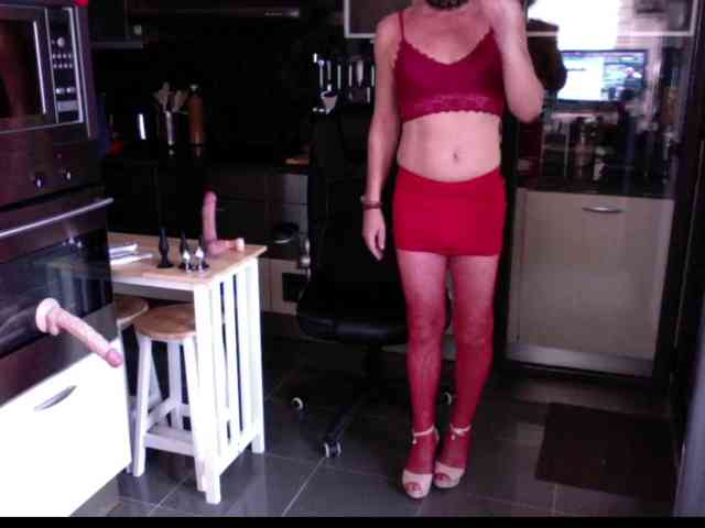 elisesissy Live Webcam on BongaCams