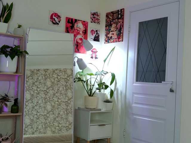 jane-suckss's BongaCams show and profile