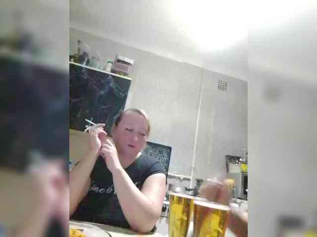 BrideyMollie BrideyMollie