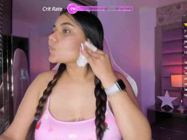 AlannaWest webcam