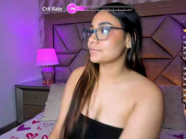 AlannaWest webcam