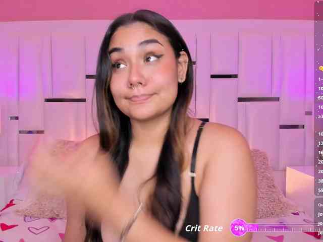 AlannaWest webcam