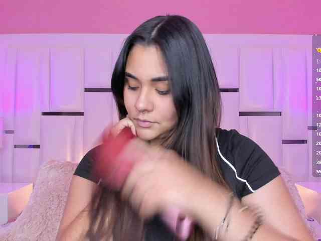 AlannaWest AlannaWest