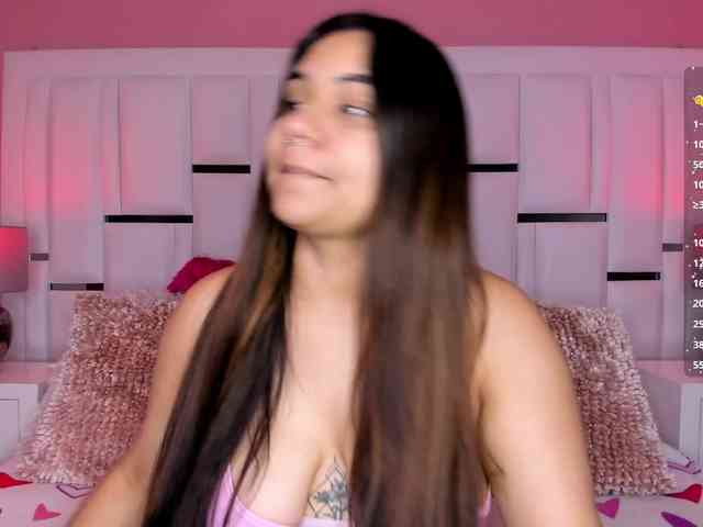 AlannaWest webcam