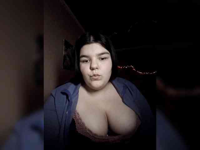 Devochka-pyshka webcam