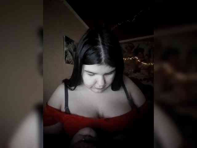 Devochka-pyshka webcam