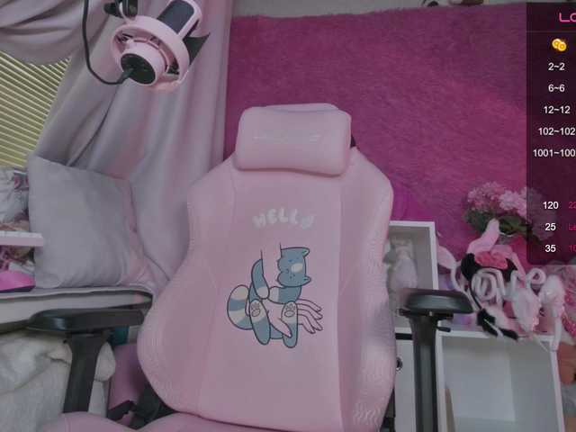 BerryBae's BongaCams show and profile