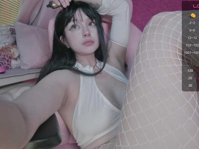 BerryBae's BongaCams show and profile