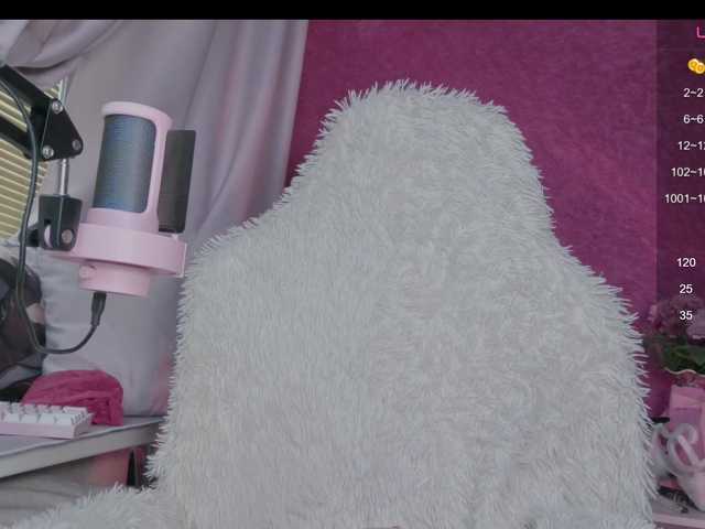 BerryBae's BongaCams show and profile