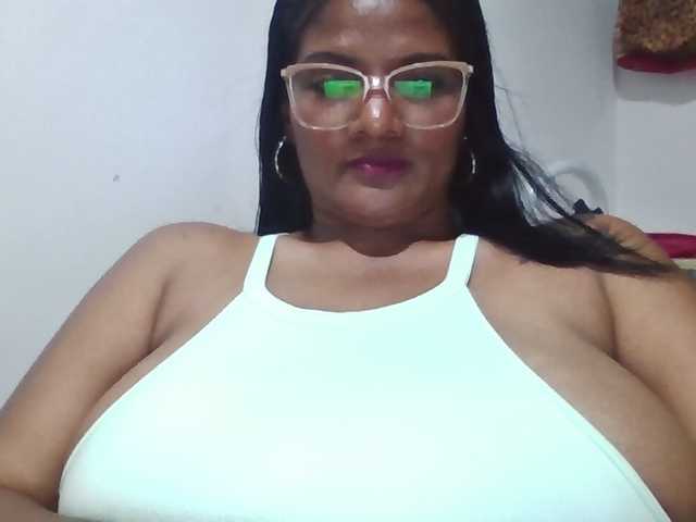Mayito-love-'s BongaCams show and profile