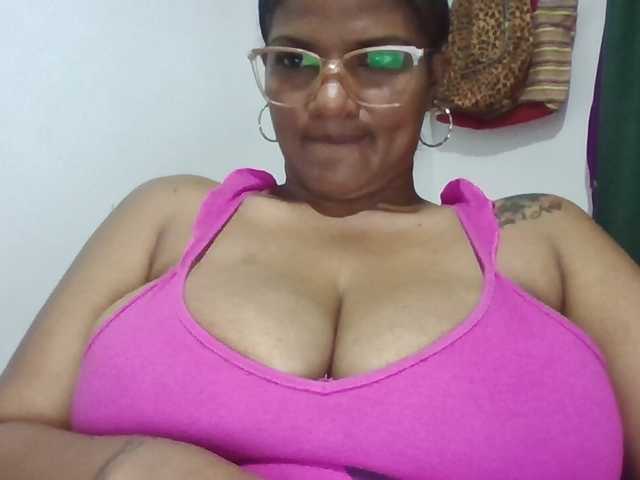 Mayito-love-'s BongaCams show and profile