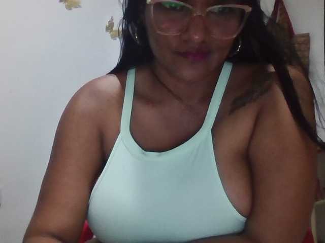 Mayito-love-'s BongaCams show and profile