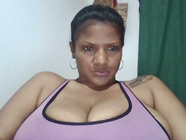 Mayito-love-'s BongaCams show and profile