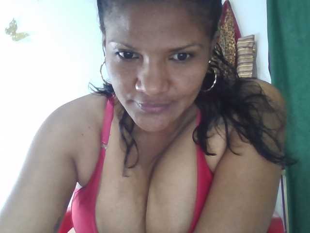 Mayito-love-'s BongaCams show and profile