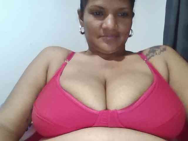 ALEJANDRA07 webcam