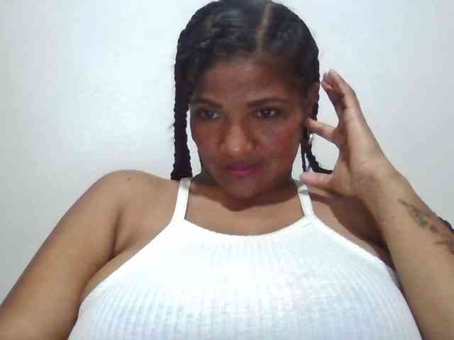 ALEJANDRA07 webcam