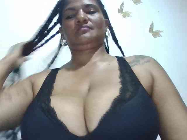 ALEJANDRA07 webcam