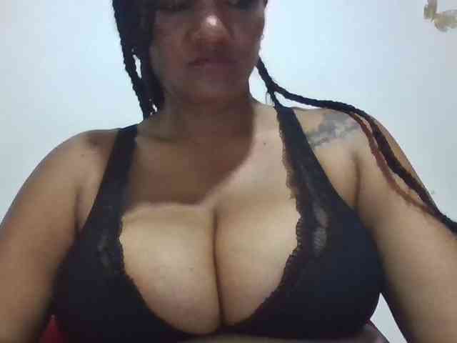 ALEJANDRA07 webcam