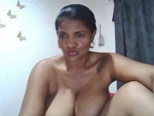 ALEJANDRA07 webcam