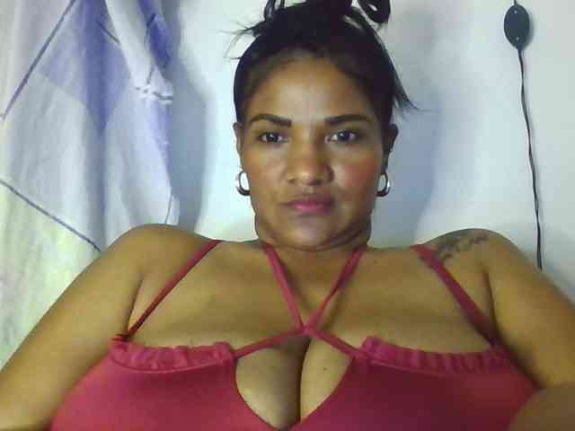ALEJANDRA07 webcam
