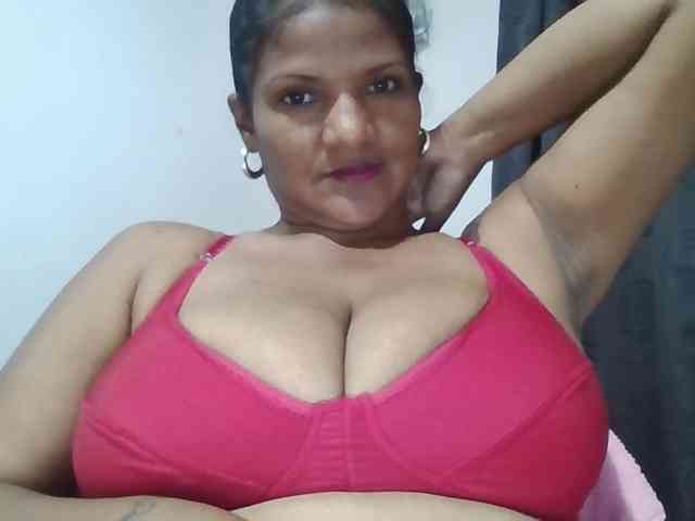 ALEJANDRA07 webcam